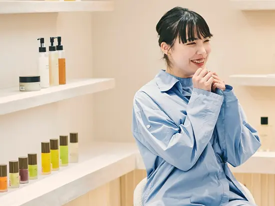 日常に小さな特別感を。大人気の商品を提案するお仕事