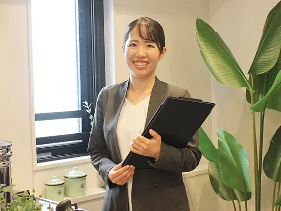 正社員登用と好環境が決め手！長く働けるアドバイザー