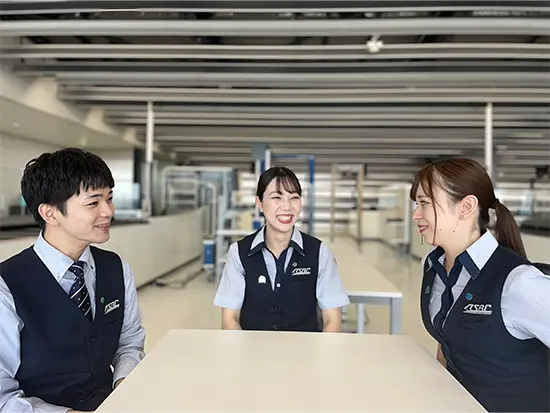 空港から見える景色は格別です！【社員Mより】