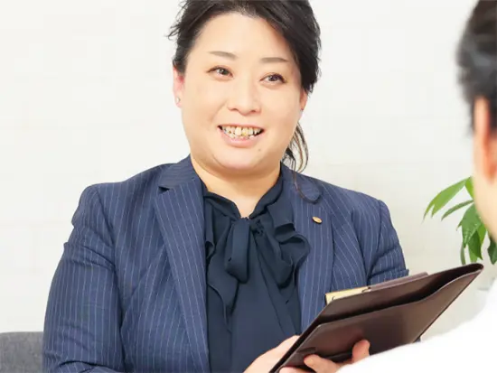 手厚い研修に支えられて、一人前のカウンセラーへ。