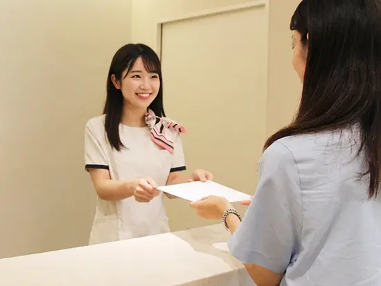 ＼スタッフに聞いた／休日・残業事情はどう？