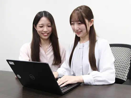 未経験から専門知識を身につけ、成長を実感しています