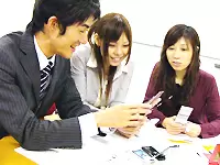新機種の勉強会も開催！しっかり勉強してお客様にご案内します。