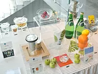 テーブルウェアからインテリアまで、高品質で幅広いラインナップをご用意しています。