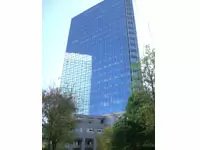 本社がある浜松町のシーバンスです。