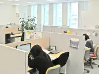 オフィスは横浜駅徒歩5分の好立地♪