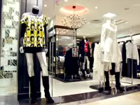 積極的に店舗を展開。店舗昨年9月にはアウトレットにも進出！