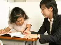 先生の情熱は子供たちにも伝わります。