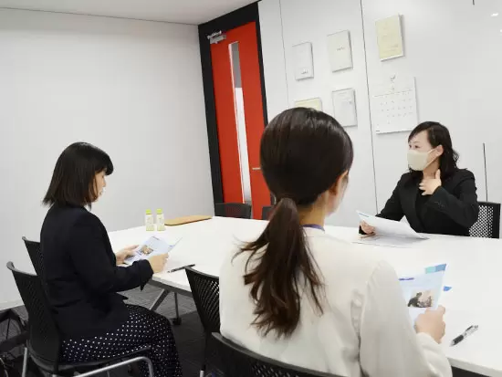 派遣スタッフの研修などを行なうこともあります