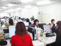 2004年に設立した当社の社内は、活気が溢れています！