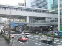 オフィスの窓からはゆりかもめが見えるほど駅が近いです。