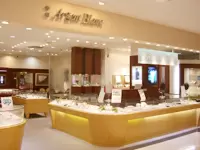 【船橋ららぽーと店】28年間、ららぽーと内でずっと同じ場所に構えています。