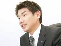 20代の若手社員中心の会社です。（営業部・部長　渡辺）