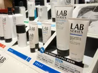 他に類をみない、豊富なラインナップのスキンケア製品「LAB SERIES」