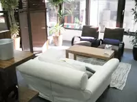 ゆったりとしたソファも備え、休憩場所には困らない！？