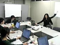 充実した社内研修があるので未経験でも安心！不安なことは全部解決しないと気が済みませんね！