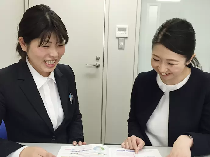 3年目からはコミッション＋賞与年4回へと給与形態が変更。更に実力に応じた収入UPが可能です。