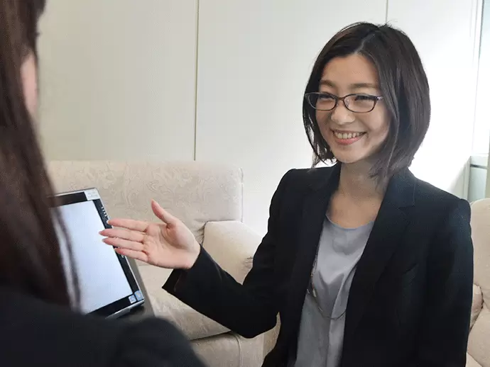 タブレット型営業端末『SｕｍｉｓｅｉLｉｅｆ』を活用し先進のコンサルティング&サービスを実現。