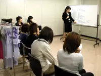▲本社で行う研修の様子。まずはここからスタート。