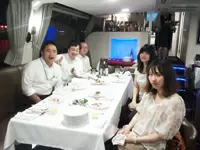 2013年の納涼会ではクルーズを貸し切って盛り上がりました！