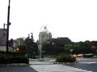 勤務地は霞ヶ関だから、新宿・渋谷どこへでもアクセスの便利な環境です。