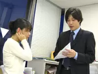 営業担当と制作担当がアイデアを出し合って、一つのモノを作っていきます。