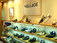 アシックスはスポーツ用品だけでなく、様々な商品を扱っているんです！