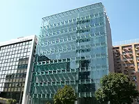 レッドフォックス株式会社