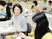 女性もキャリア形成しながら、スペシャリストを目指しています。