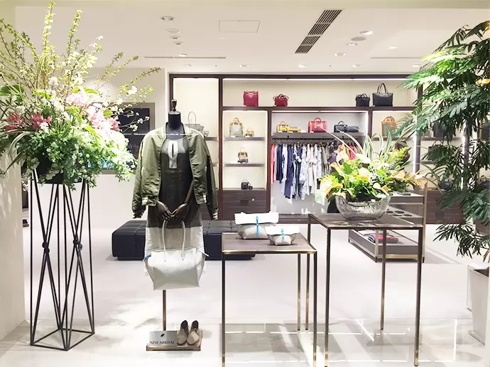 店舗のシーズンディスプレイなどもお任せします
