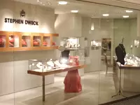 店内は落ち着いた雰囲気。お客様にゆったりした時間をお過ごし頂きます。