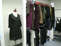 ショップに納品前の洋服。数日後にはこれらの洋服が店頭に★