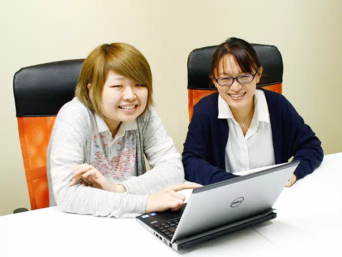 働きやすい環境だから、女性の先輩も多く活躍しています。