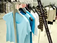 20代から50代まで幅広い年齢層の商品を扱っているので、「服」に関する経験はたくさん積める環境です◎