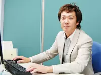 社長の須崎。「やる気と熱意に満ちた方と一緒に働きたいですね！」