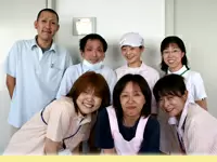 介護スタッフ、看護師、リハビリ担当者…仕事の垣根を超えたスタッフの仲の良さが自慢です！