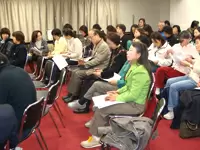 医療関係者を招いた研修を定期的に行い、ヘルパーさんのスキルアップを支援しています
