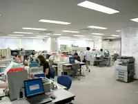 横浜市で屈指の大きさを誇るオフィス風景（南介護事務所）