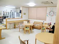「認知症の方にも、ごく普通の生活を送って欲しい」　そんな代表の想いから設立されました。