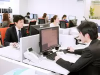 明るくてきれいなオフィスはみんなのお気に入り！