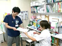 昼：分からないところがあっても、ドクターがやさしくフォロー。