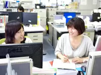 女性メンバーも数多く活躍中！和気あいあいとした雰囲気の明るい職場でお待ちしています！
