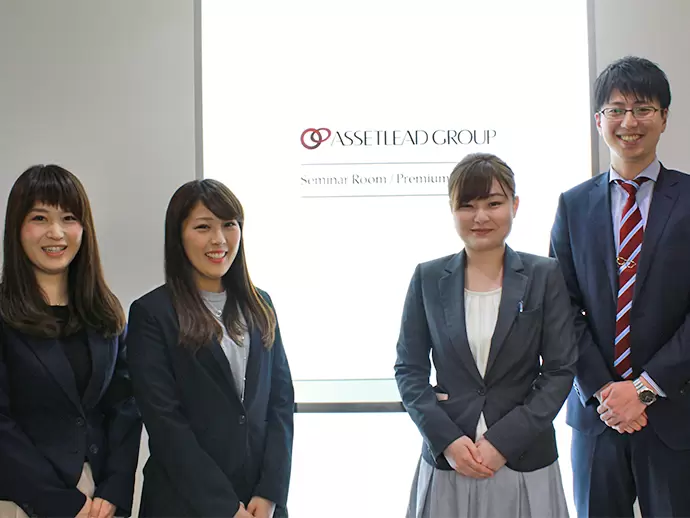 若手社員が多く活躍する当社。皆仲が良くアットホームな雰囲気です。
