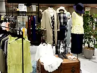 ディスプレイはスタッフが担当。あなたのセンスの見せ所です！