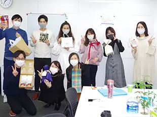 プレゼント交換会をはじめとしたイベントを楽しむことも！社内の風通しが良いのも魅力です。