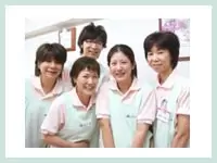 写真はふなばしのメンバー。みんなわきあいあいと働いています！
