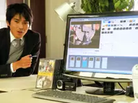営業ツールであるDVD「SAKATO　NEWS」の編集作業風景。使う音楽やテロップなども自分達で考えます。