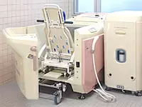 施設内には最先端の設備が取り揃えられ、スタッフの働きやすさをサポートしています。