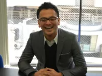 代表の西山。元スタイリストなので、おしゃれの話でも盛り上がれるかも！？