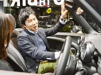 内装にもこだわっているMINIは、運転席のすわり心地も抜群です。